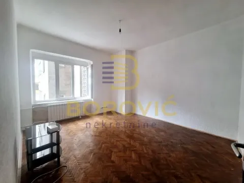 Prodaja, dvosoban stan, 60m², Savski Venac, Beograd