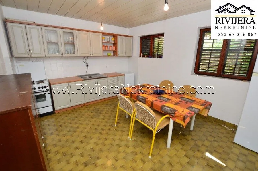Prodaja, kuća, 230m², Zelenika, Herceg Novi