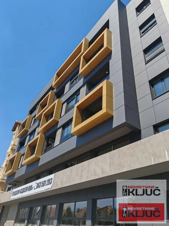 Izdavanje, jednosoban stan, 39m², Rotkvarija, Novi Sad Sve Podlokacije