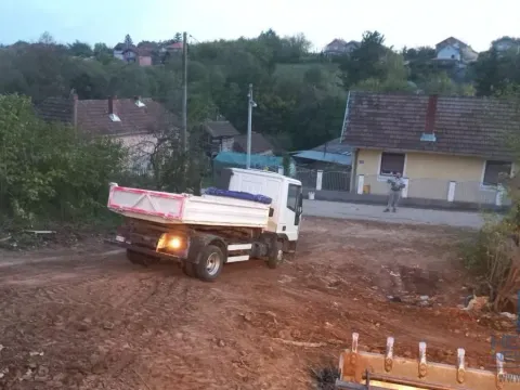 Zemljište in Voljavče