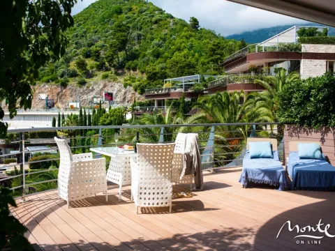 Sale, three bedroom apartment, 154m², Budva, Crna Gora - image 2