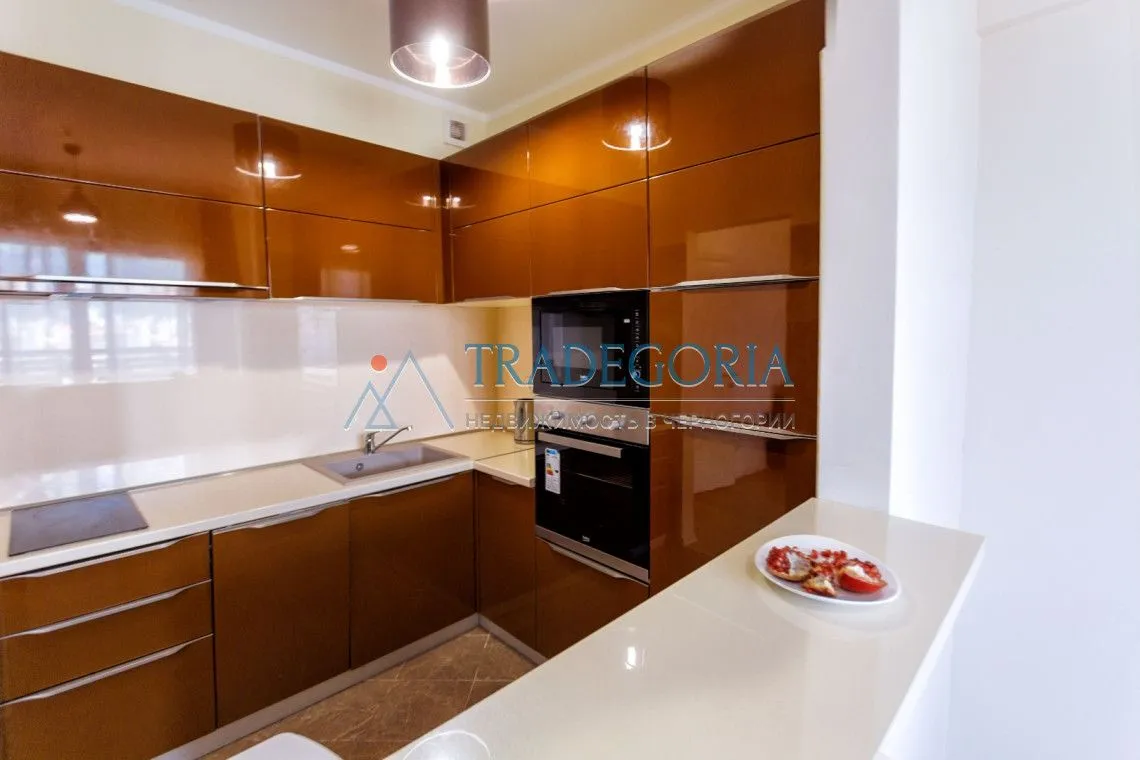 Prodaja, dvosoban stan, 81m², Bečići, Budva