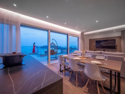 Prodaja, dvosoban stan, 140m², Bečići, Budva - image 18