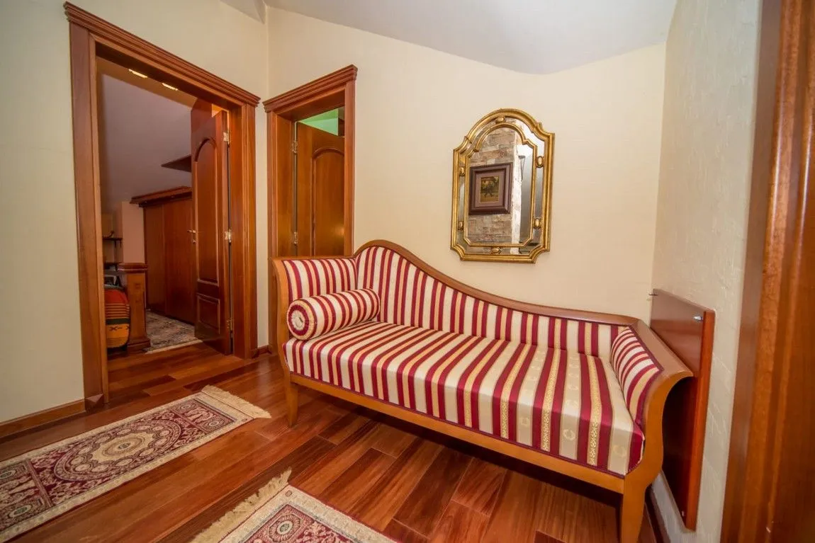 Prodaja, kuća, 169m², Cetinje, Crna Gora