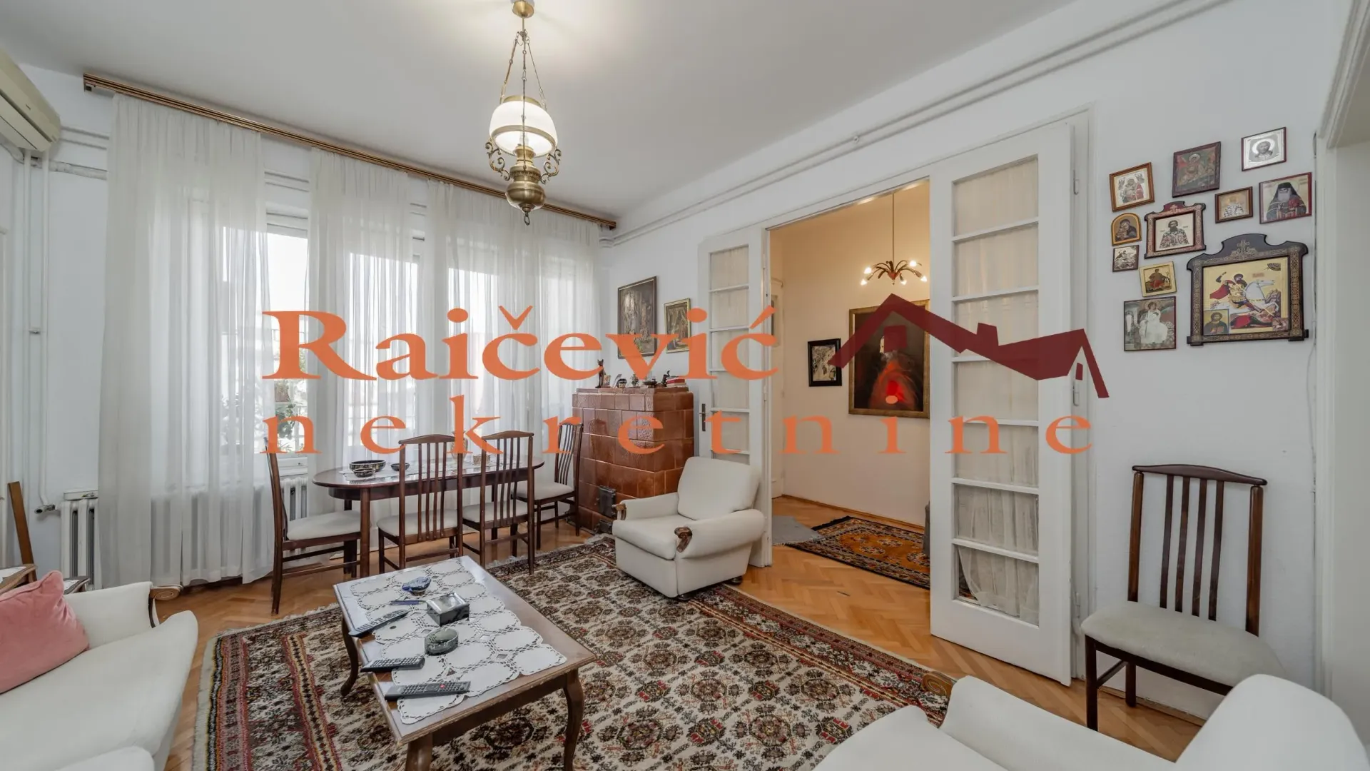 Prodaja, četvorosoban stan, 115m², Stari Grad, Beograd
