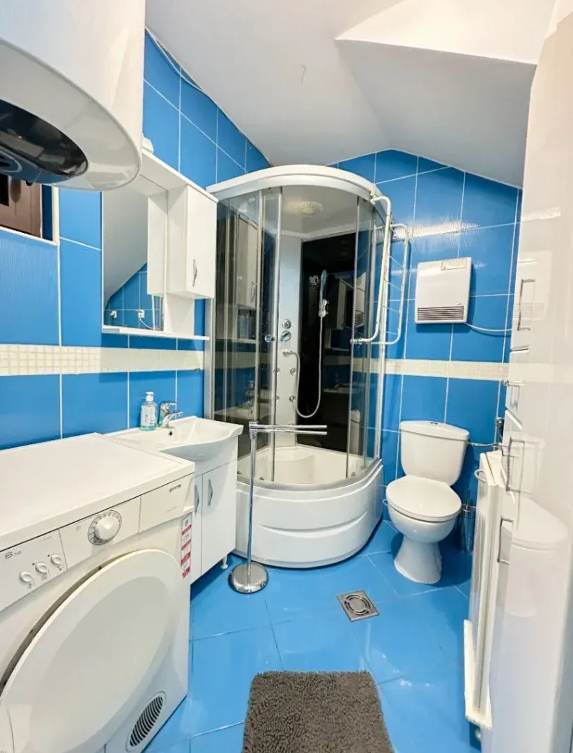 Izdavanje, trosoban stan, 120m², Dalmatinska ulica, Podgorica
