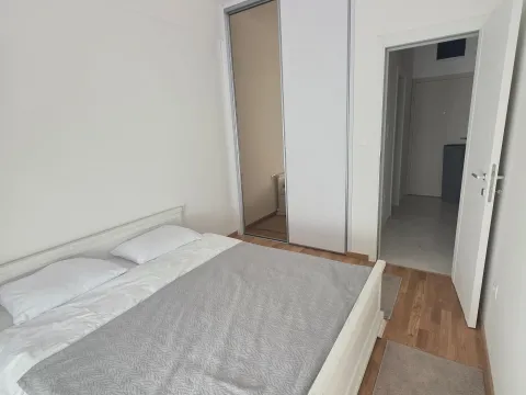 Izdavanje, jednosoban stan, 47m², Zabjelo, Podgorica - image 13