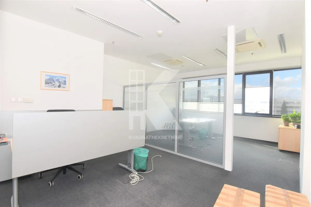 Rent, office space, 318m², Preko Morače, Podgorica