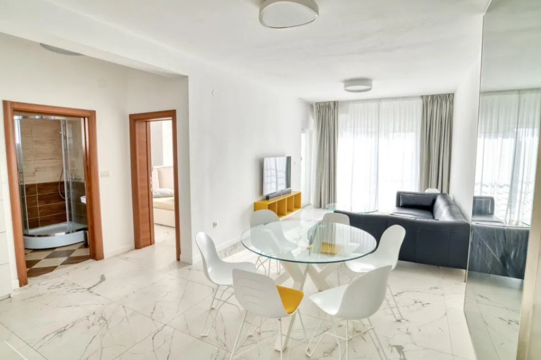Sale, two bedroom apartment, 60m², Petrovac, Budva