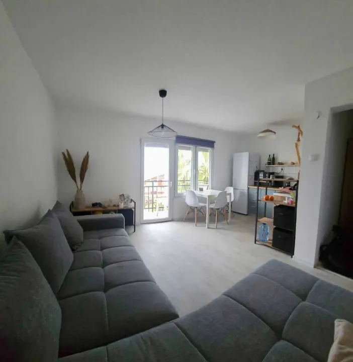 Sale, one bedroom apartment, 42m², Šušanj, Bar