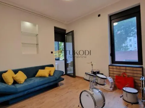 Prodaja, trosoban stan, 100m², Stari grad, Novi Sad - image 6