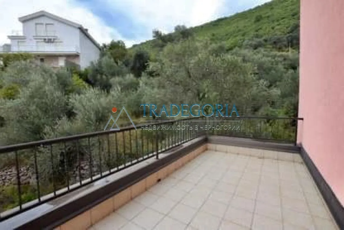 Prodaja, četvorosoban stan, 158m², Petrovac, Budva