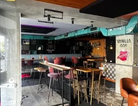 Izdavanje, poslovni prostor, 95m², City Kvart, Podgorica - image 2