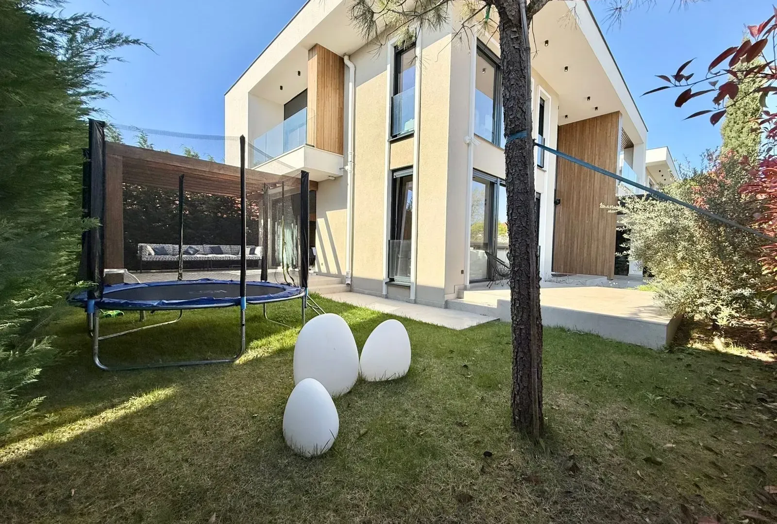 Prodaja, kuća, 250m², Gornja Gorica, Podgorica