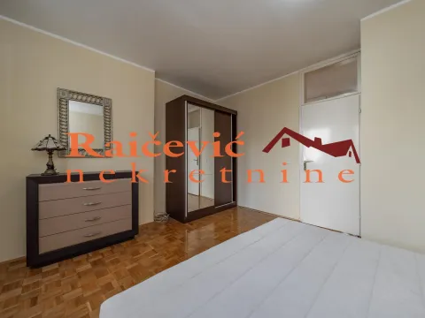 Rent, four bedroom apartment, 104m², Kalenić Pijaca, Vračar Sve Podlokacije - image 13