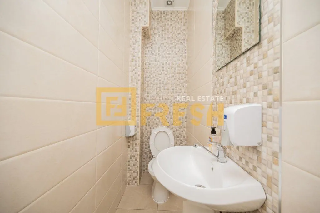 Rent, office space, 150m², Donja Gorica, Podgorica