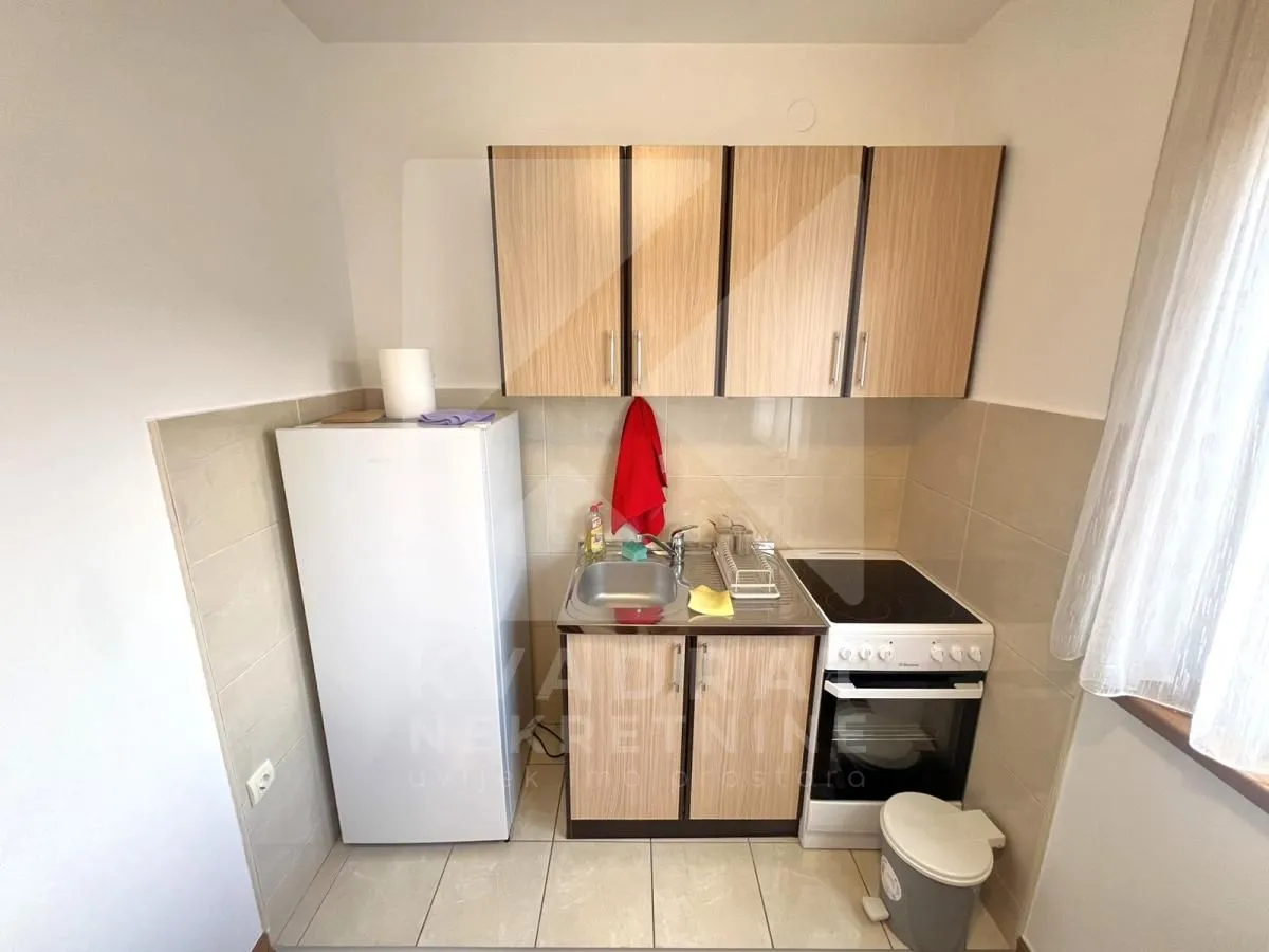 Rent, studio apartment, 28m², Dalmatinska ulica, Podgorica