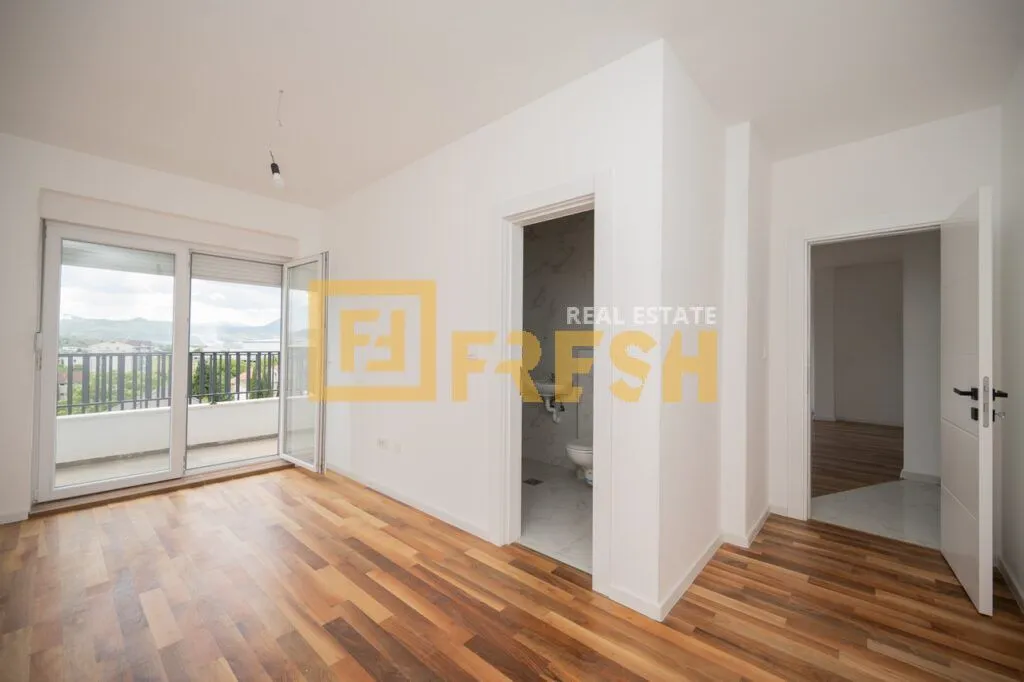 Prodaja, trosoban stan, 131m², Krivi Most, Podgorica