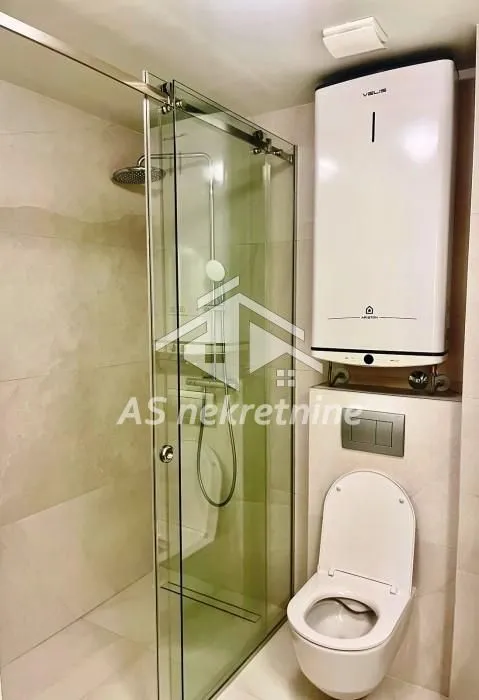 Izdavanje, dvosoban stan, 55m², Novi Beograd Blok 65, Novi Beograd Sve Podlokacije