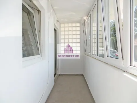 Prodaja, stan, 34m², Denkova Basta, Zvezdara Sve Podlokacije - image 4