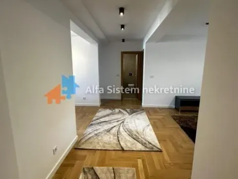 Izdavanje, trosoban stan, 80m², Stari Grad, Beograd - image 5