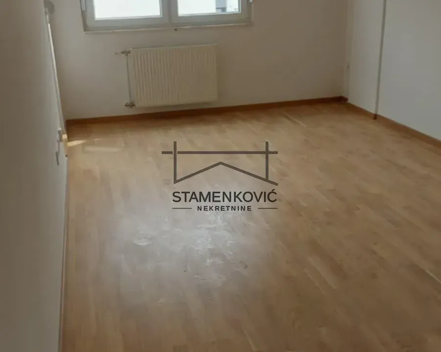 Prodaja, dvosoban stan, 42m², Avijatičarsko naselje, Novi Sad Sve Podlokacije