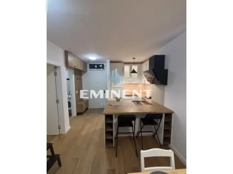 Izdavanje, stan, 60m², Zemun Sve Podlokacije, Beograd - image 4