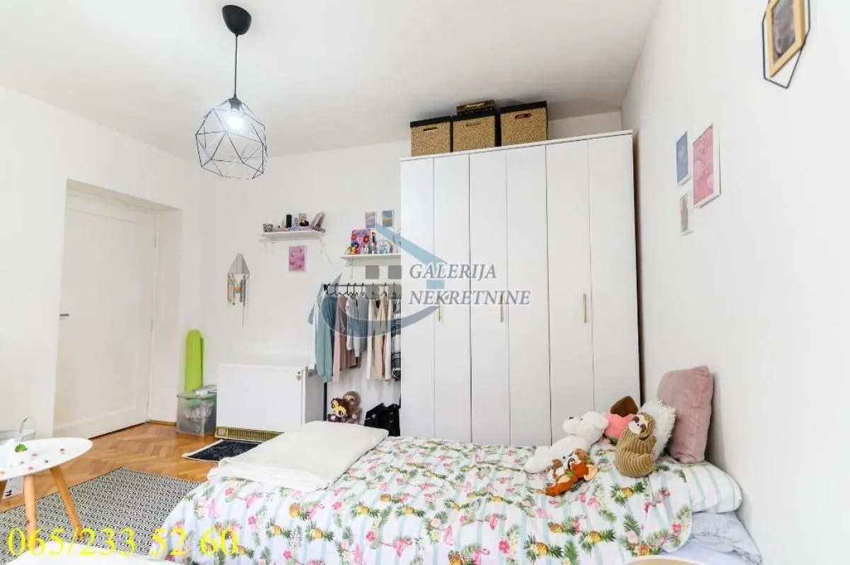Prodaja, dvosoban stan, 61m², Slavujev Venac, Zvezdara Sve Podlokacije