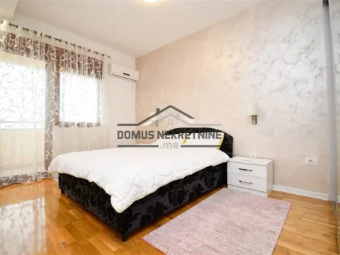 Izdavanje, dvosoban stan, 90m², Preko Morače, Podgorica - image 10