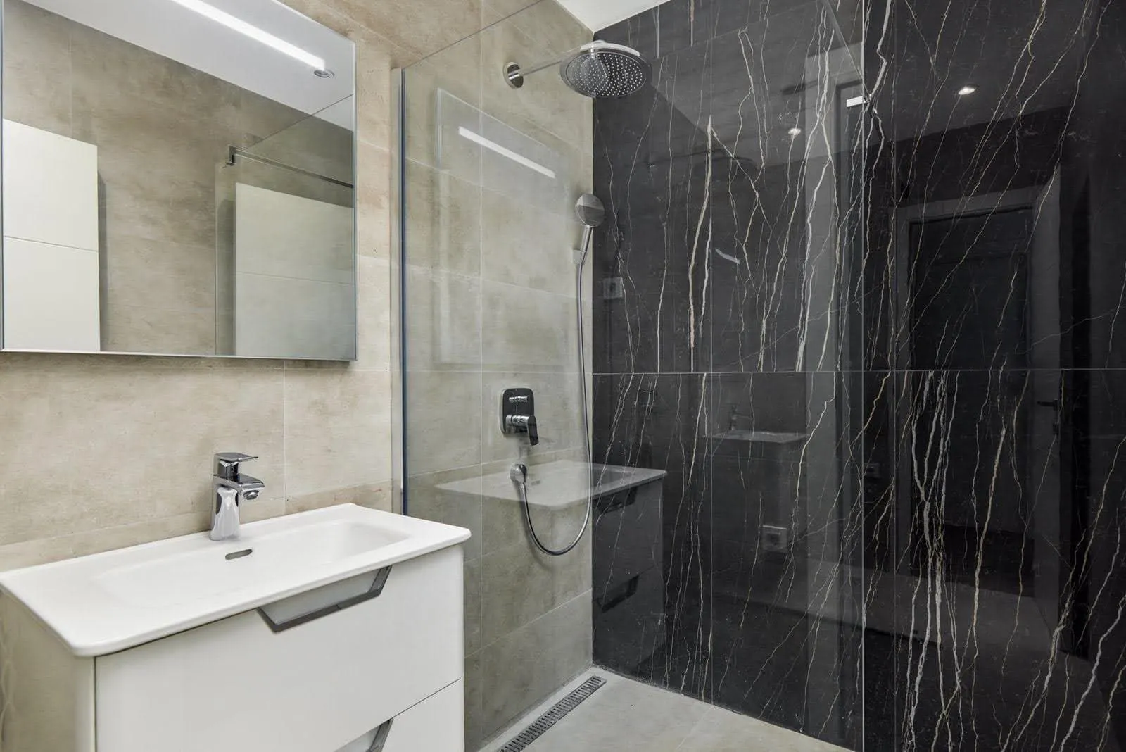 Sale, house, 456m², Prčanj, Kotor