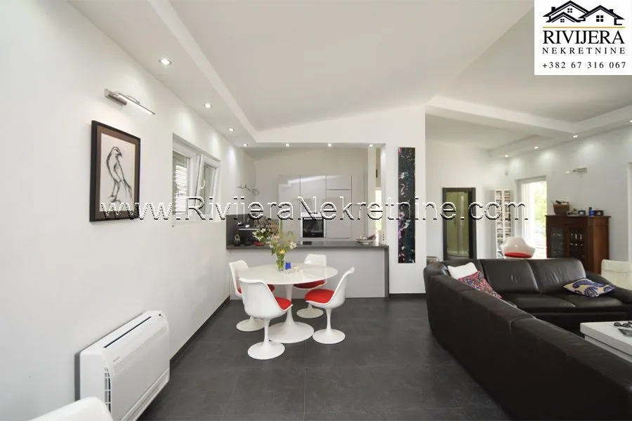 Prodaja, kuća, 252m², Kavač, Kotor