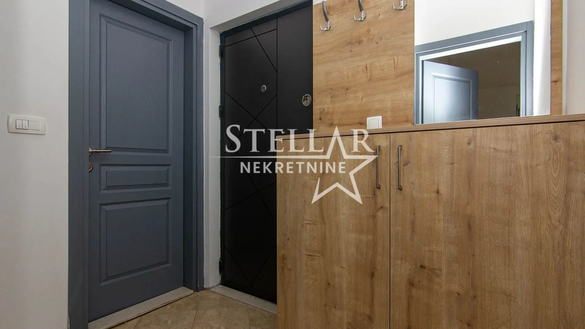 Rent, apartment, 46m², Stari Aerodrom, Podgorica