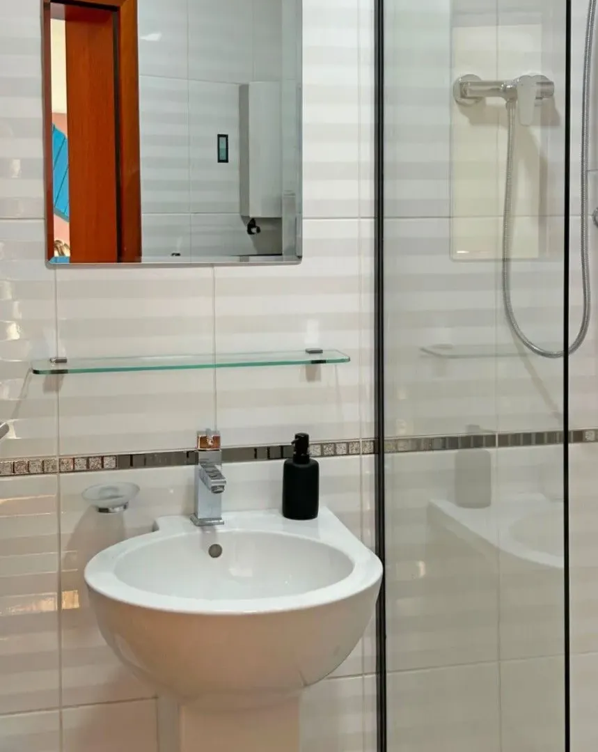 Rent, two bedroom apartment, 55m², Sveti Stefan, Budva