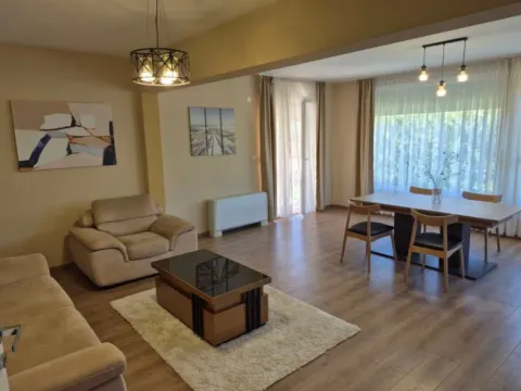 Rent, house, 157m², Tološi, Podgorica - image 11