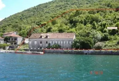 Sale, house, 200m², Kotor, Crna Gora - image 2