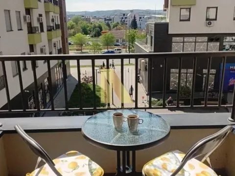 Izdavanje, jednosoban stan, 43m², Cara Dušana, Novi Sad Sve Podlokacije - image 3