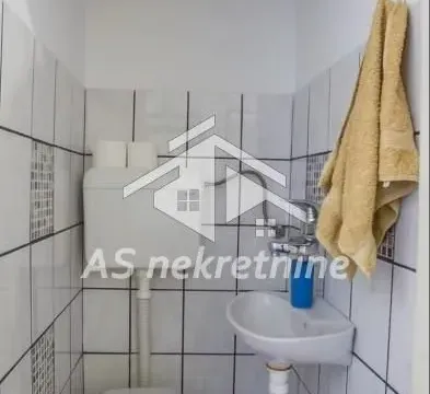 Rent, three bedroom apartment, 97m², Stari Grad, Beograd - image 38