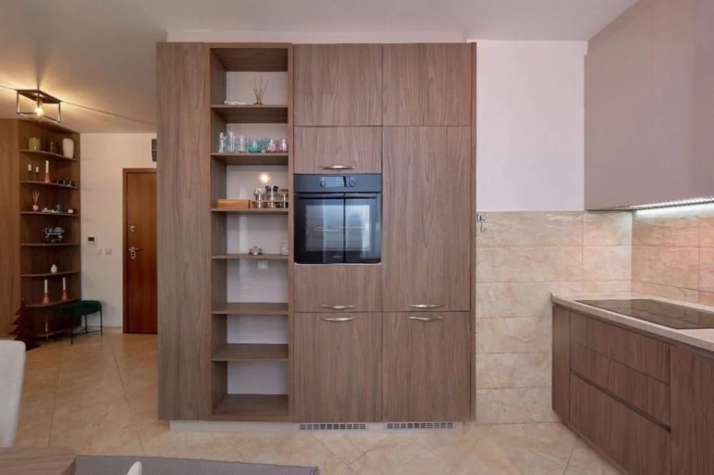 Prodaja, jednosoban stan, 68m², Bečići, Budva