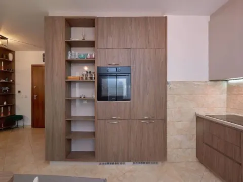 Sale, one bedroom apartment, 68m², Bečići, Budva - image 4