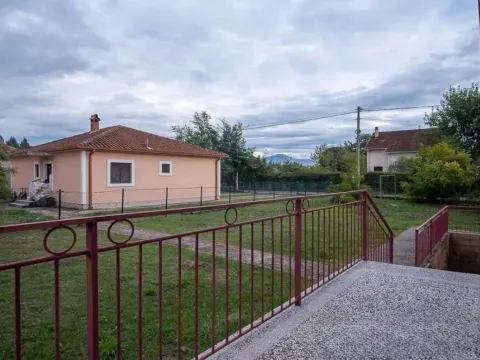 Rent, house, 200m², Gornja Gorica, Podgorica - image 3