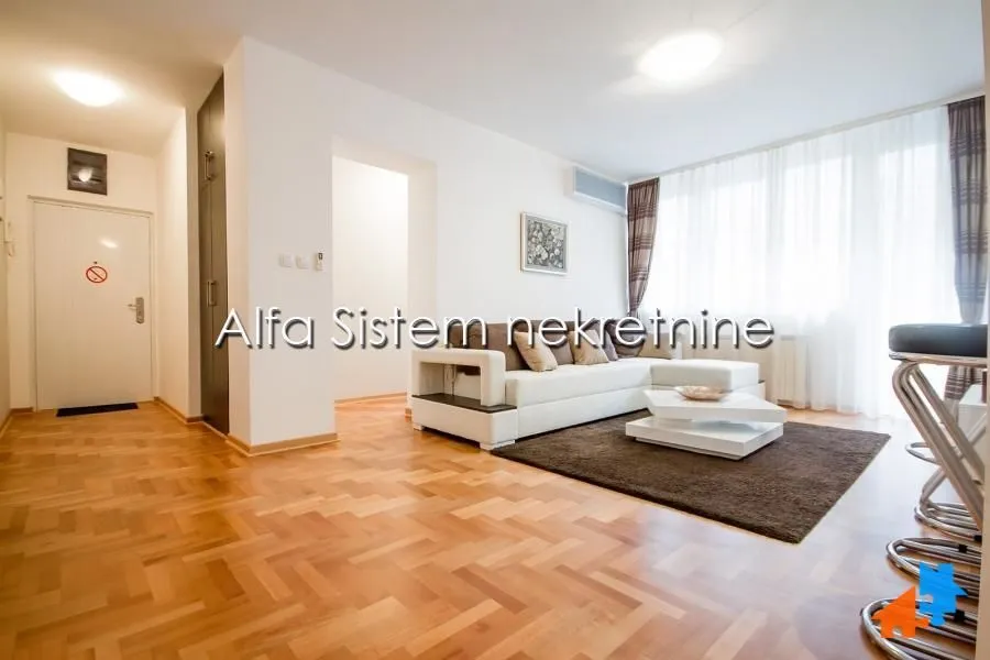 Izdavanje, dvosoban stan, 60m², Stari Grad, Beograd