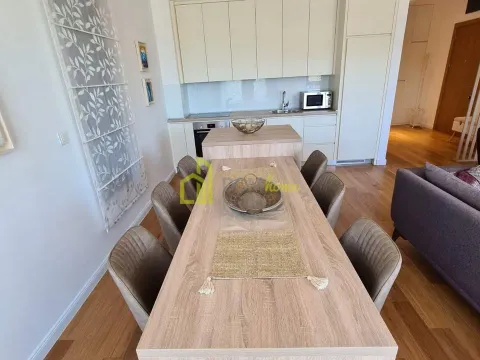 Izdavanje, trosoban stan, 95m², City Kvart, Podgorica - image 10