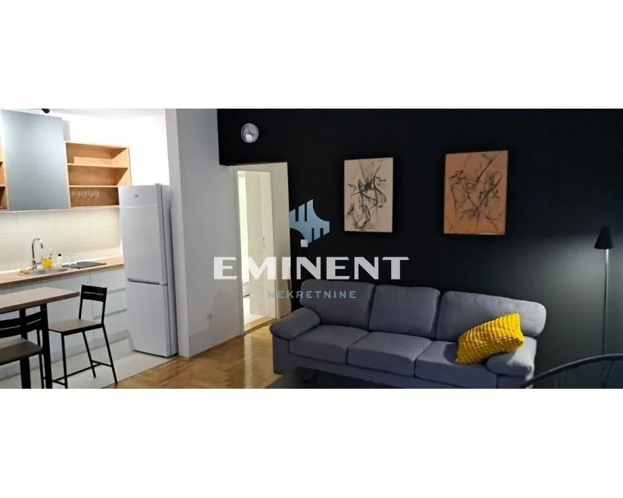 Izdavanje, dvosoban stan, 40m², Kalenić Pijaca, Vračar Sve Podlokacije