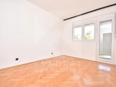 Rent, two bedroom apartment, 70m², Gornja Gorica, Podgorica - image 4