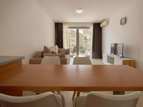 Sale, one bedroom apartment, 68m², Petrovac, Budva - image 3