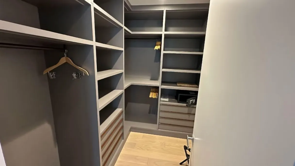 Sale, three bedroom apartment, 198m², Dukley Gardens, Budva