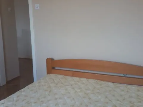 Izdavanje, jednosoban stan, 41m², Rotkvarija, Novi Sad Sve Podlokacije - image 3