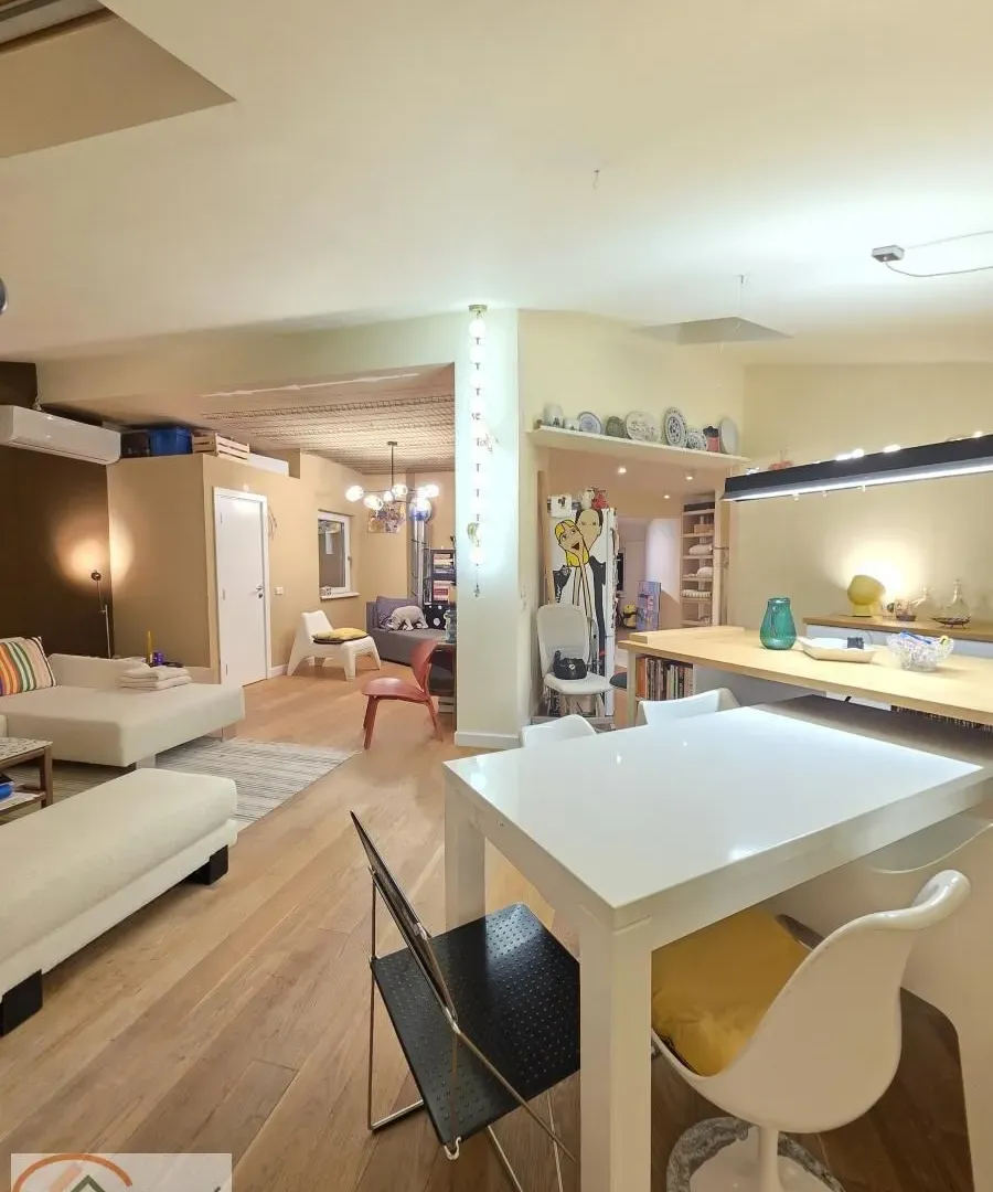 Prodaja, trosoban stan, 80m², Zvezdara Sve Podlokacije, Beograd