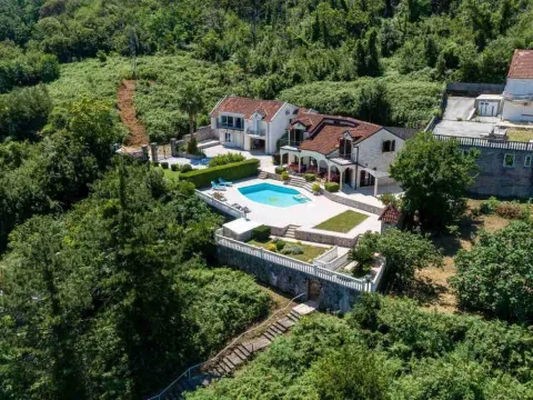 Sale, house, 278m², Stoliv, Kotor - image 21