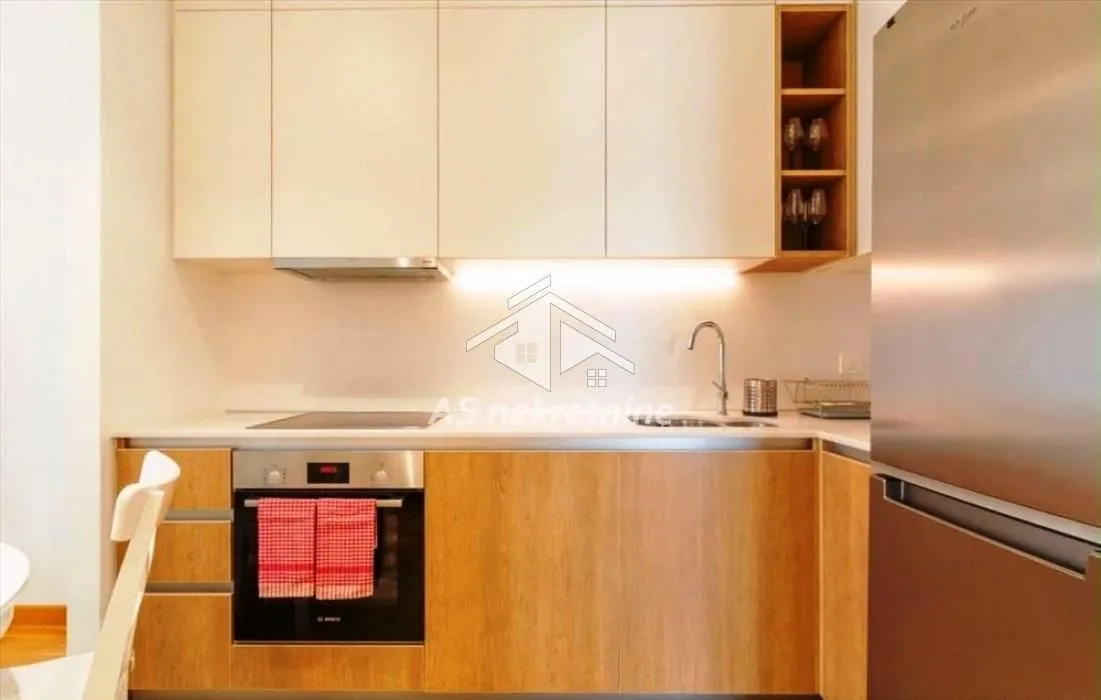 Rent, three bedroom apartment, 86m², Savski Venac, Beograd